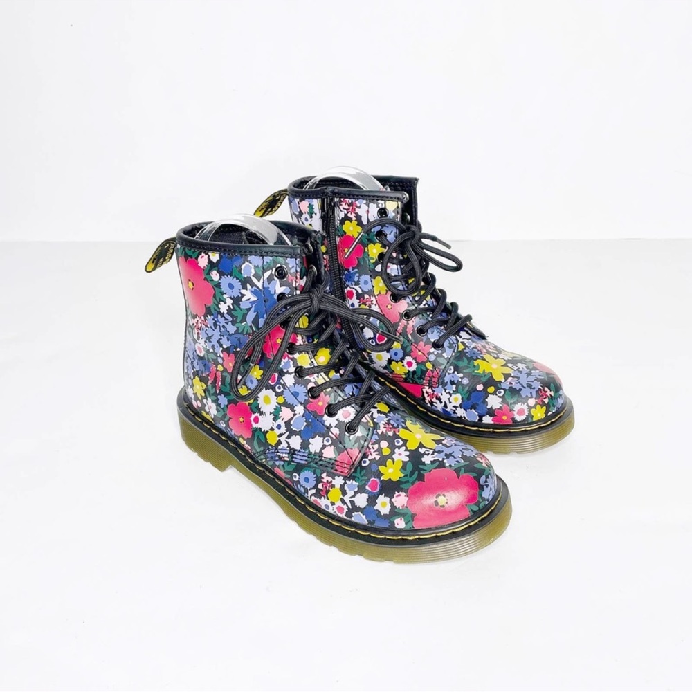 Dr. Martens Kids Floral Boots - Black Multicolor - Picture 5 of 13